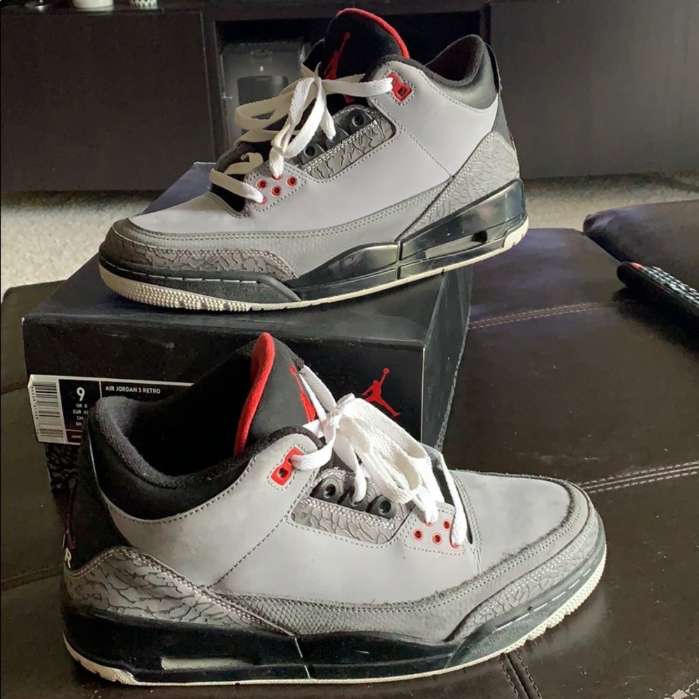 Air Jordan 3 Retro